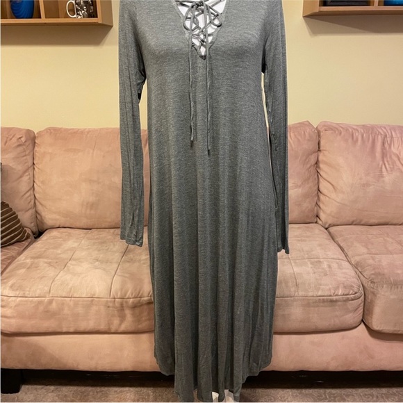 NWT Twenty Seconds brand laced neckline midi length dress - Picture 2 of 6